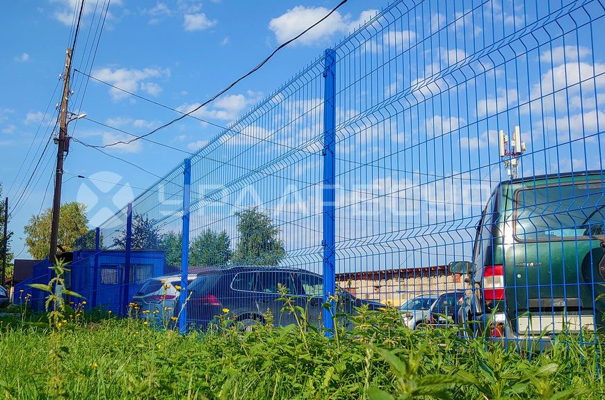 3D ограждение для парковки на территории спортивной школы