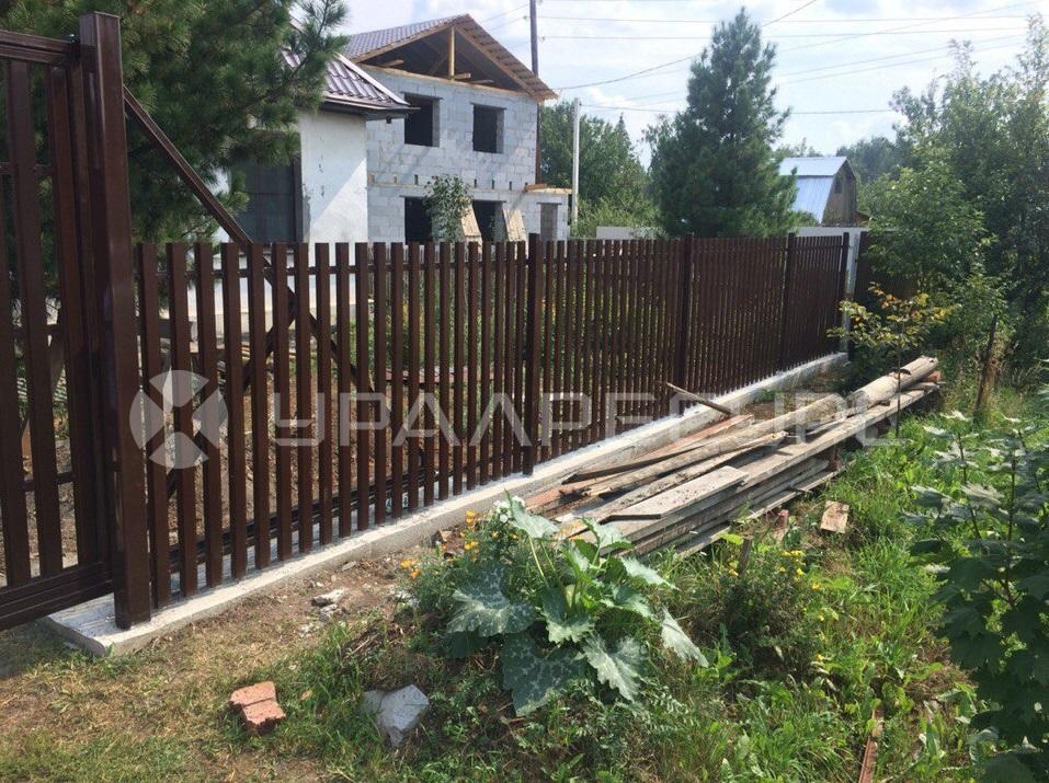 Ограждение из евро штакетника в пос. Исток